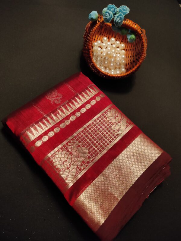 Maroon & Red Mixed Weaving